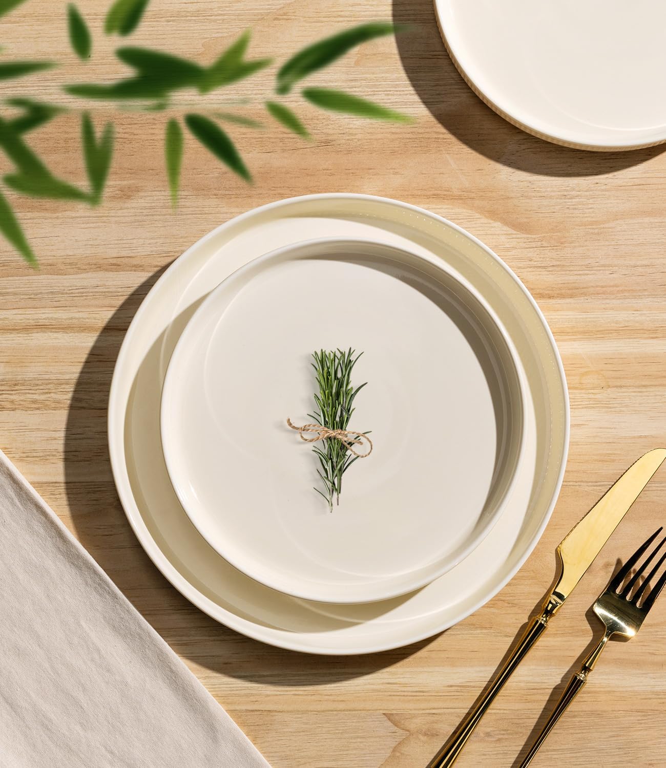 Lightweight Beige Ceramic Dinnerware Set (12 pieces/4 servings), Scratch-Resistant Design, Oven, Microwave and Dishwasher Safe - Image 2