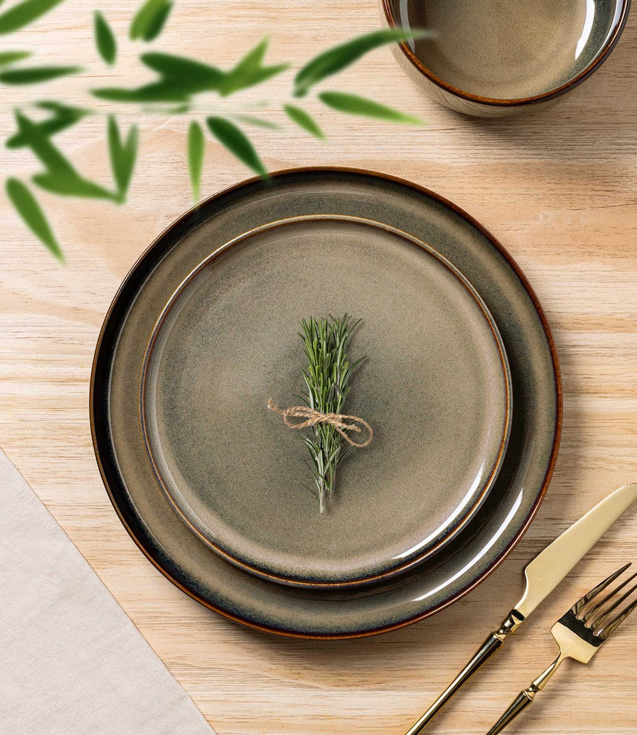 Handcrafted Reactive Glaze Ceramic Dinnerware Set (12 pieces/4 servings), Scratch-Resistant and Durable, Oven, Microwave and Dishwasher Safe - Image 2